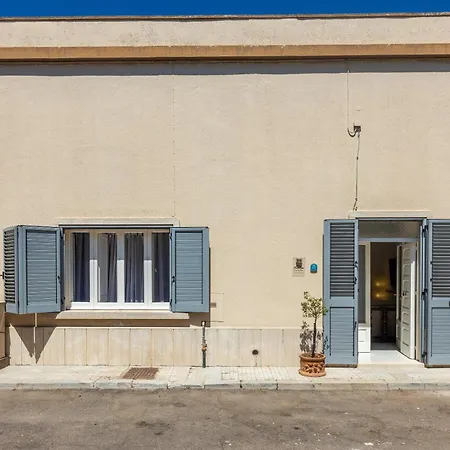 Levante * Taviano (Lecce)